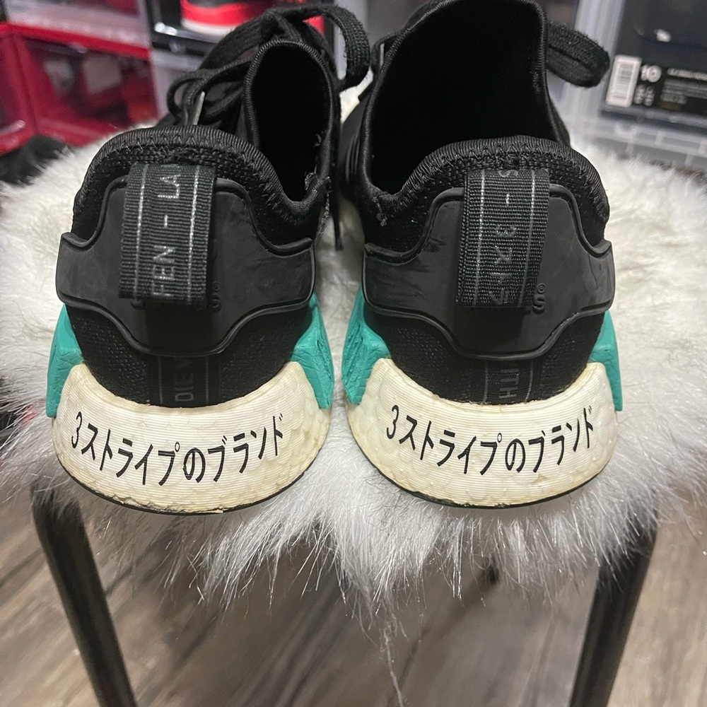 Adidas - Picture 4 of 8